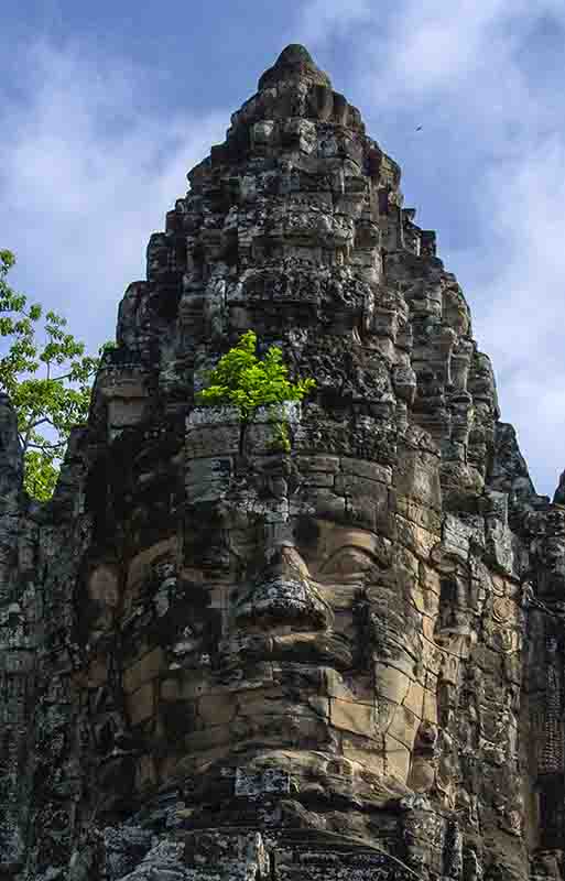42 - Camboya - Angkor - ciudad de Angkor Thom - puerta sur